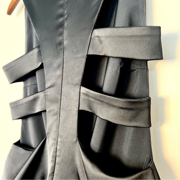 Bailey 44 Black Satin Cutout Dress 6 - Picture 8 of 9